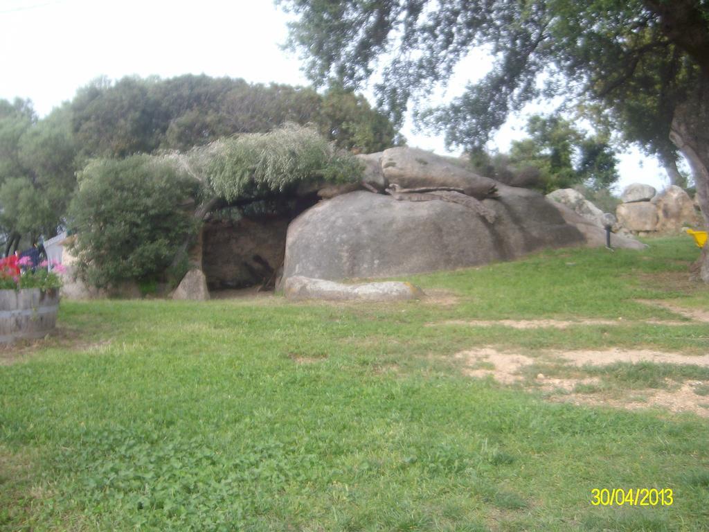 Agriturismo Spridda Panzió Arzachena Kültér fotó