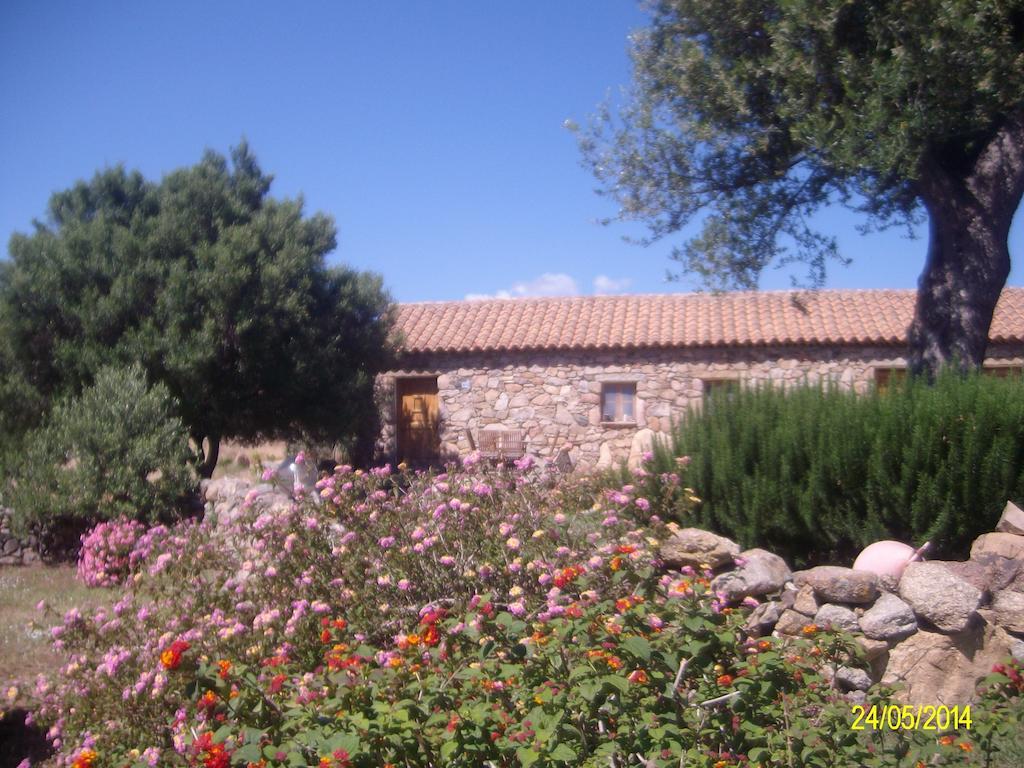 Agriturismo Spridda Panzió Arzachena Kültér fotó