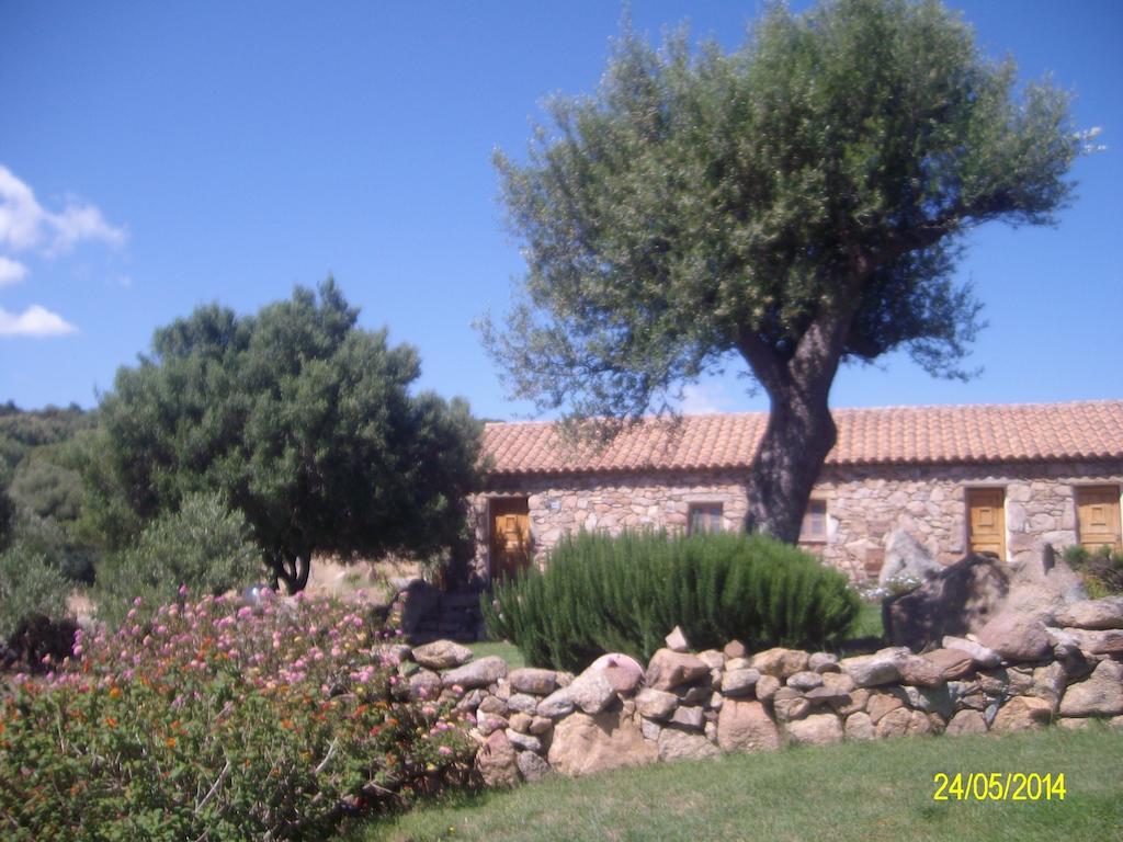 Agriturismo Spridda Panzió Arzachena Kültér fotó